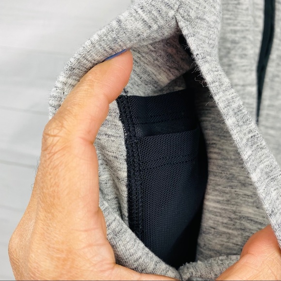 Lululemon  Insculpt Reversible Vest - Picture 10 of 12